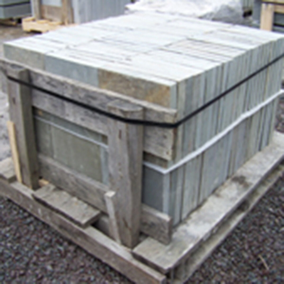 658156-1.7949c222